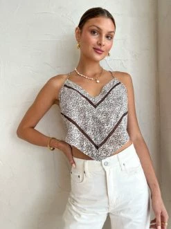 Joslin Whitley Silk Crop Camisole In Sandwash Daisy