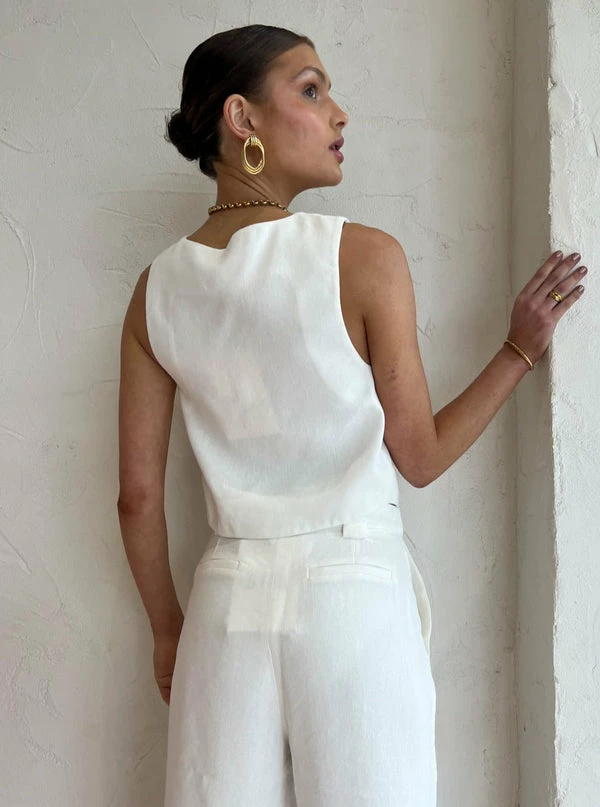 Sir Clemence Vest In Ivory - Image 4