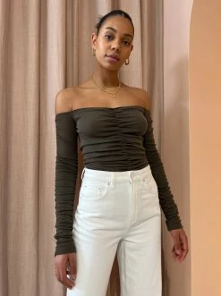 Viktoria & Woods Luminary Merino Top In Nutmeg