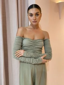 Viktoria & Woods Luminary Merino Top In Olive