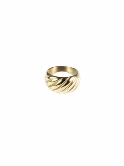 Porter Wave Croissant Ring In Gold
